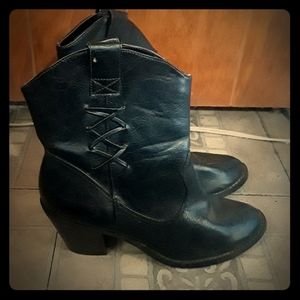 🔥Modern Cowgirl Boots